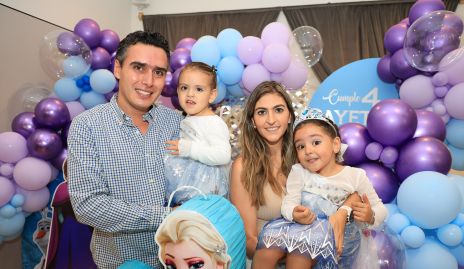  Xavier Azcárate, Lucila Azcárate, Patricia Gómez y Cayetana Azcárate.