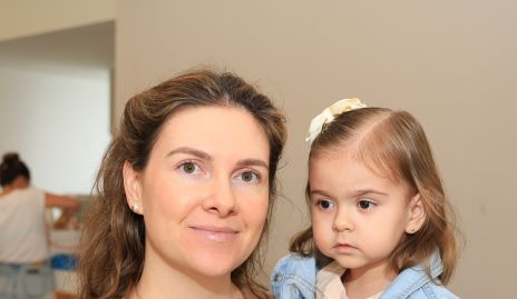  Gretel Fernández y Regina Terrazas.