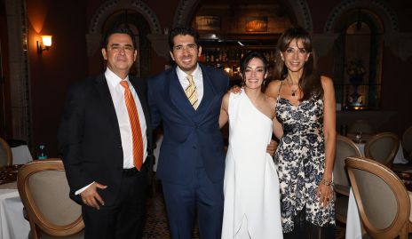  Guillermo Acosta, Guillermo Acosta, Andrea Abud y Cecilia de los Santos.