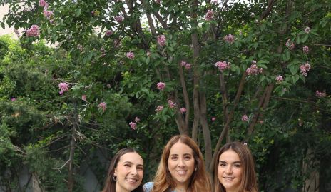 Cristina Ledezma, Diana Olvera y Claudia Torres, madrinas de Juan Pablo.