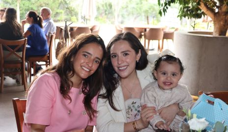  Isabella Torres y Mariela Martínez.