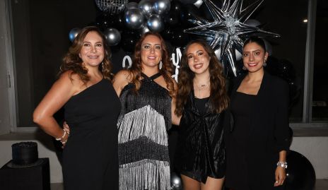  Claudia Montoya, Daniela Jonguitud, Ana Isabel Jonguitud y Paola Jonguitud.