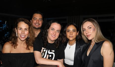  Maritza Rocha, Jorge Ortiz, Ana Ordoñez, Bere Hernández y Marlene Velez.