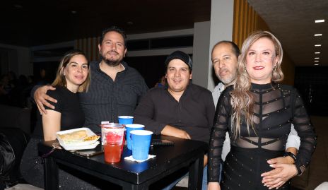  Julieta Aguirre, Raúl Vargas, Alejandro Guzmán, Sergio Navarrete y Ale Arrivas.