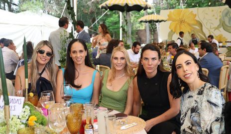  Mariana Berrones, Cecilia Salazar, Carla Huber, Marina Armida y Mariana Tobías.