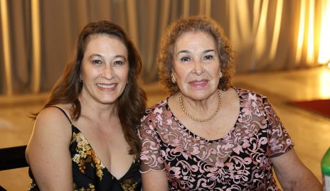  Alicia Castañeda y Rosa María Noriega.