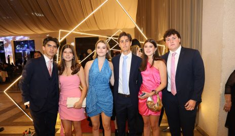  Jesús Conde y Alexia Galán, Marina Galán y Mauricio Galán, Manuela Zambrano y Emilio Heinze.