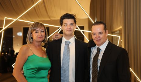  Ileana Ávila, Santiago Hernández y Carlos Hernández.