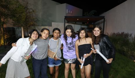  Mariana García Guevara y sus amigas.
