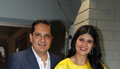  Rodolfo Uresti, Ismar Leal y Carmelita de Silva.