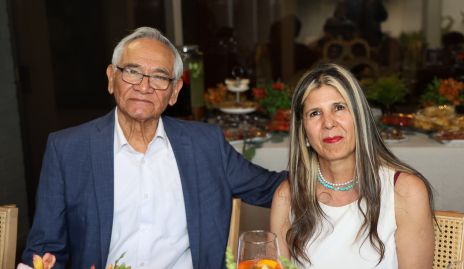  Rodolfo Uresti y María Leticia Silva.