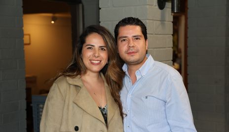  Roxana y Rodrigo Agundis.