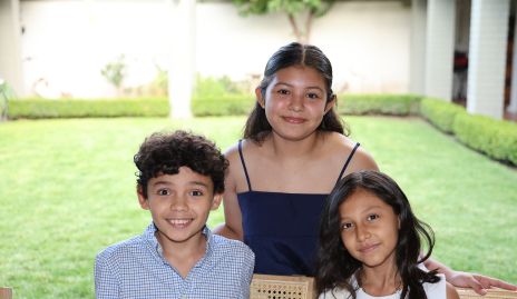  Lizeth, Valentina y Macarena.