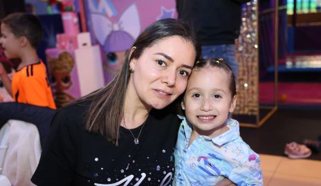  Isabela Castro y Montse Vega.