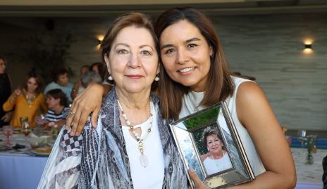  Lupita Estrada y Lorena Torres.