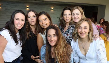  Ximena Burberg, Ana Elena Meade, Lorena Torres, Lorena Ortiz, Marisol de la Maza, Gaby Hernández e Isabel Aldrete.