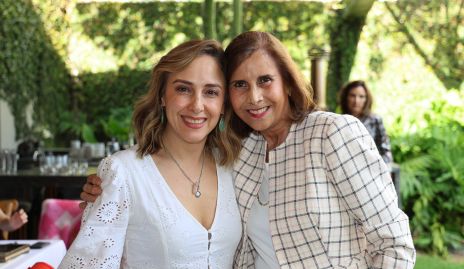  Sandra Aldrete y Ana Luisa Díaz.