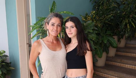  Merche del Blanco con su hija Antonella Colona.