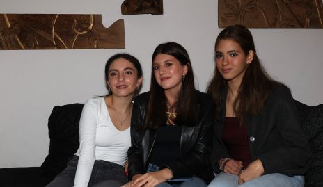  Pía, Manu y Romina.