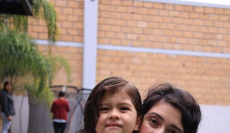  Karime Chalita y Catalina Cuello.