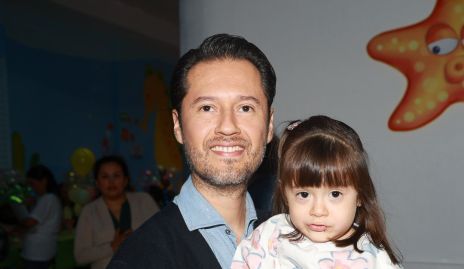  Enrique Méndez y Regina Méndez.