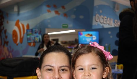  Montse y Majo.