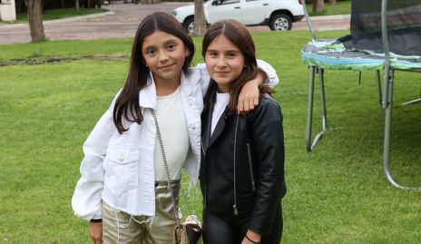  Loreta y Pía.