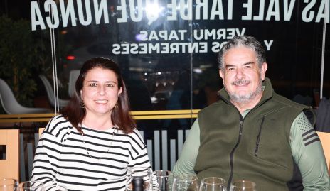  Adriana Martínez y Francisco Sánchez.