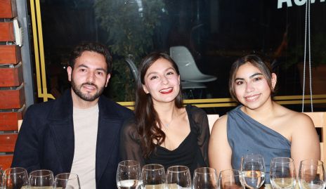  Sebastián, Georgina y Laura.