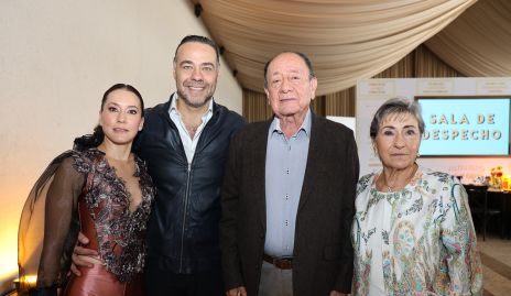  Pituca Escartín, Alejandro Torres, Ezequiel Escartín y Laura Ortiz.