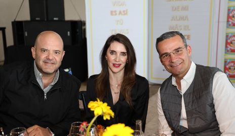  Armando Villaseñor, Sandra Martínez y Carlos Rebolledo.