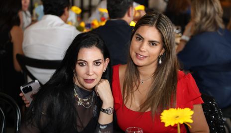  Paty Guerrero y Bárbara Berrones.