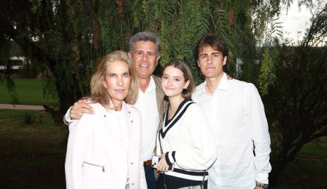  Claudia Quiroz, Galo Galván, Marina Galán y Mauricio Galván.