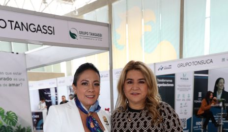  Ivette Larrea y Carmenchu.