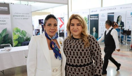  Ivette Larrea y Carmenchu.