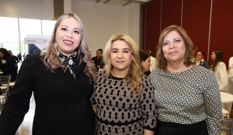  Corina Toro, Carmenchu y Fabiola Mejorada.