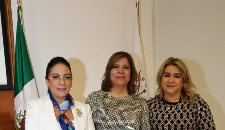  Ivette Larrea, Fabiola Mejorada y Carmenchu.
