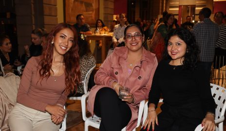  Karla Jazmín, Abigail Fernández y Adriana Bravo.