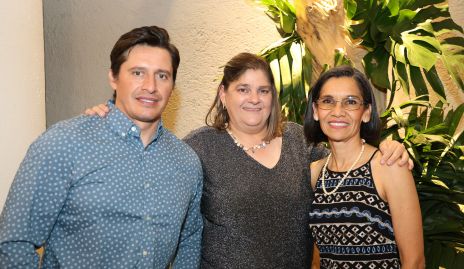  Beethoven Chávez, Paty Duque y Mónica Rodríguez.