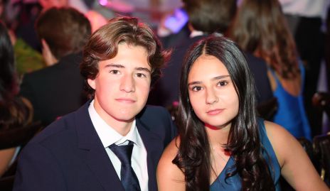  Luis Manuel Vallejo y Alexa Robles.