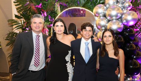  Gonzalo Zermeño, Elizabeth García, Gonzalo Zermeño y Fer.