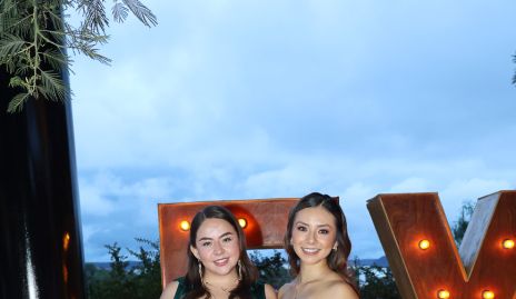  Mónica Aguilar y Gabriela Infante.