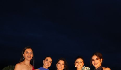  Paulina Tonche, Paula Valenzuela, Claudia Pinedo, Claudia Castillo y Marijo Martínez.