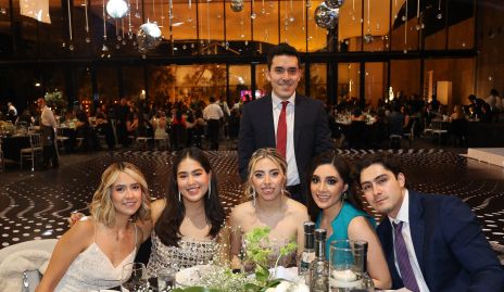  Claudia Sánchez, Sara, María José, Estrella Arriaga, Cristina Faz y Juan Carlos.