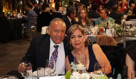  Bertha Juárez y Juan Meade
