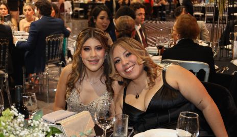  Jarisa y Mónica.