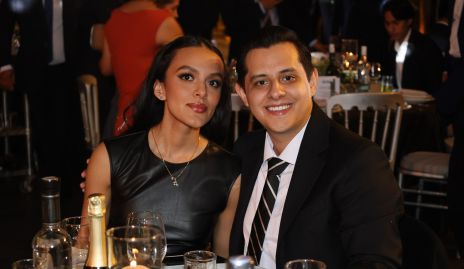  Alejandra Olvera y Samuel Mendoza.