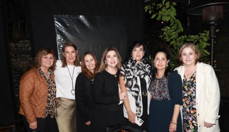  Erika Ress, Mónica Leiva, Verónica Marti, Kinkis Galán, Carmen García Rojas, Paty Gallardo y Claudia Carrillo.