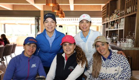  Rocío Moctezuma, Alessia Mendoza, Diana Portales, Laura Halall y Mari González.
