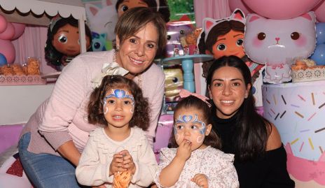  Laura Álvarez, Carola Tobías, Roberta Salgado y Cristina Lorca.